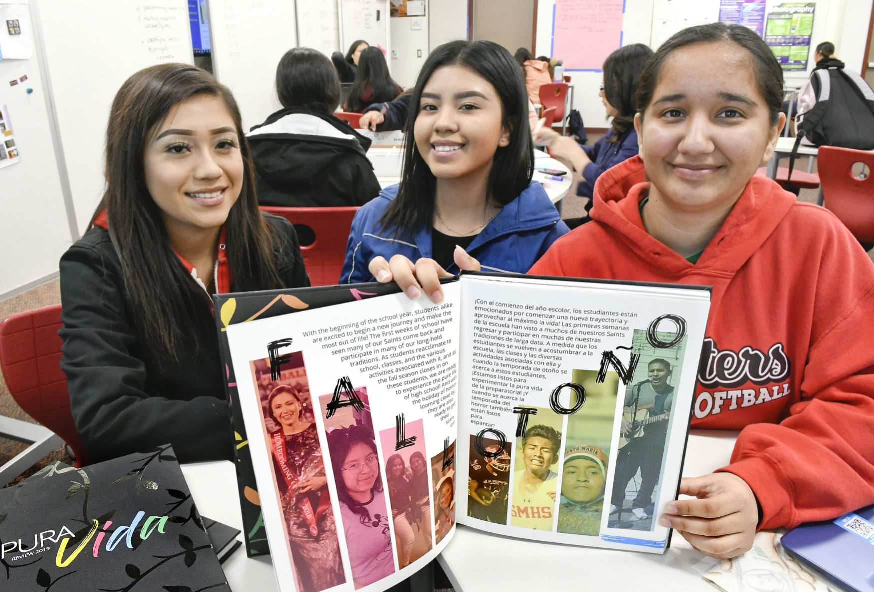 020420 SM bilingual yearbook 01.jpg